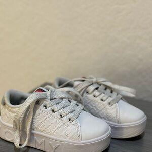 Tommy White Sneakers